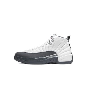 Air Jordan 12-Donkergrijs